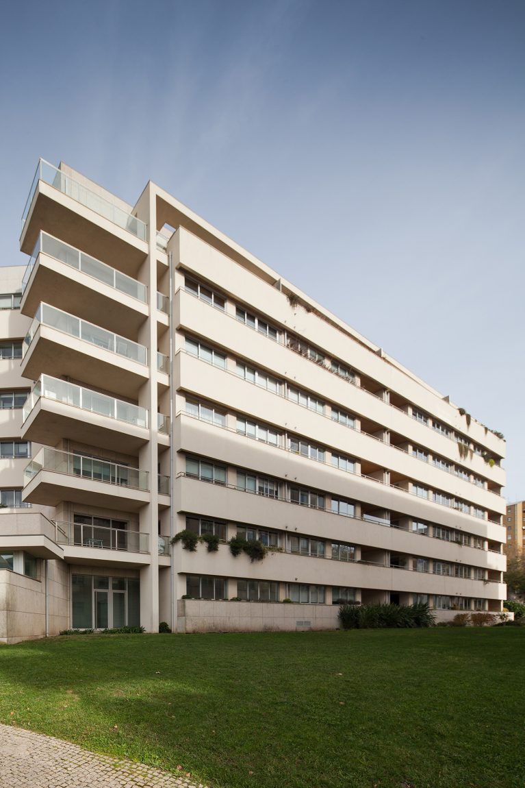 Apel - Residential Condominium “Douro Villa”